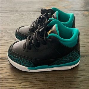 Toddler Nike Jordan’s size 5c